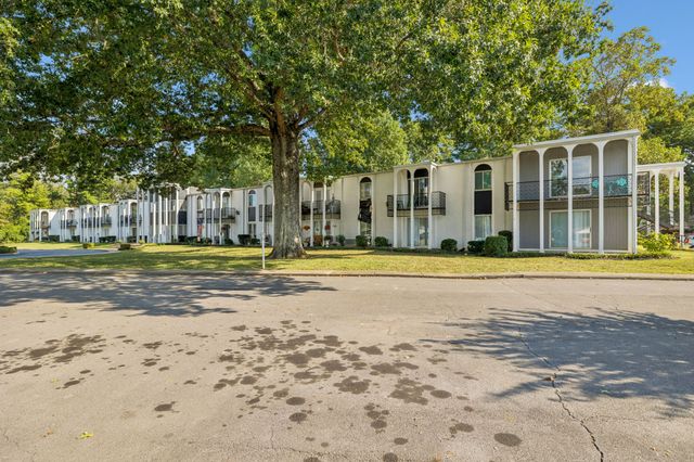 1302 Doctor Martin Luther King Jr Blvd Unit 32, Murfreesboro, TN 37130