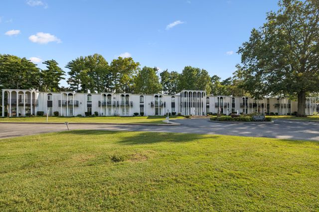 1302 Doctor Martin Luther King Jr Blvd Unit 32, Murfreesboro, TN 37130