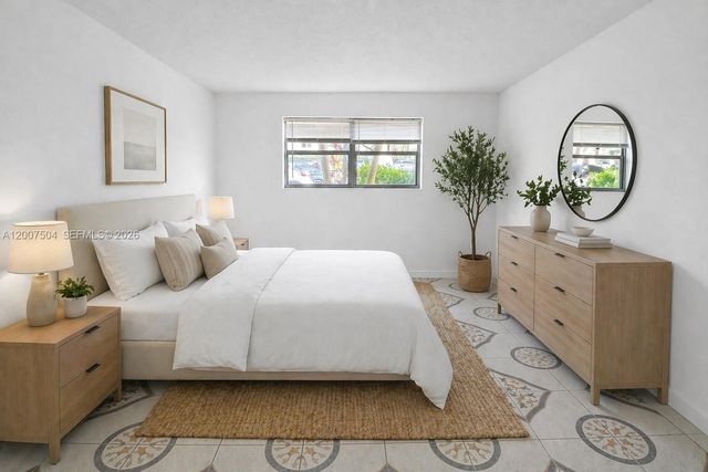 3700 NW 21st St 109, Lauderdale Lakes, FL 33311