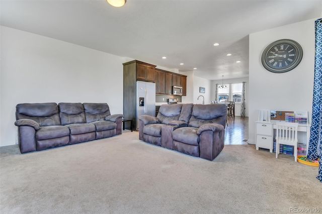 525 Foxtail Drive, Hudson, CO 80642