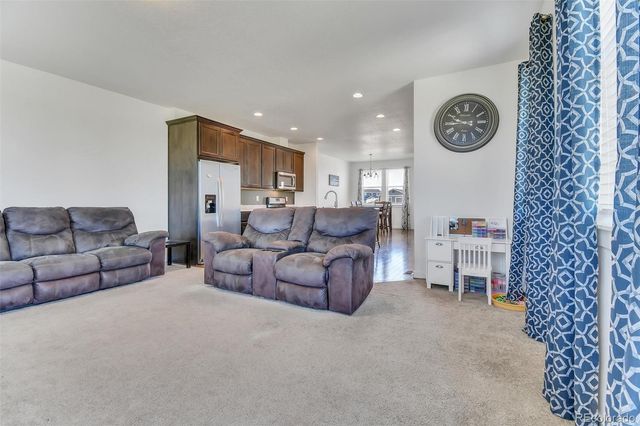 525 Foxtail Drive, Hudson, CO 80642