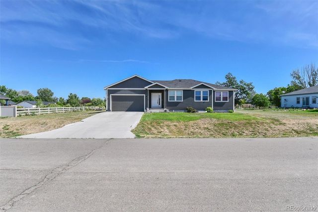 525 Foxtail Drive, Hudson, CO 80642