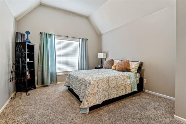2221 SW Hawk View Road, Lee's Summit, MO 64082