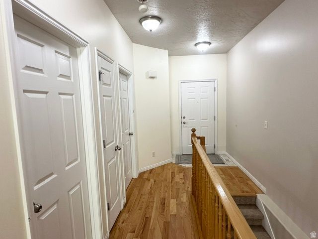 1563 W TURTLE DOVE LN, West Jordan, UT 84088