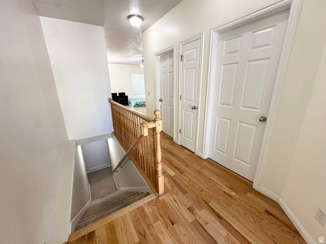 1563 W TURTLE DOVE LN, West Jordan, UT 84088