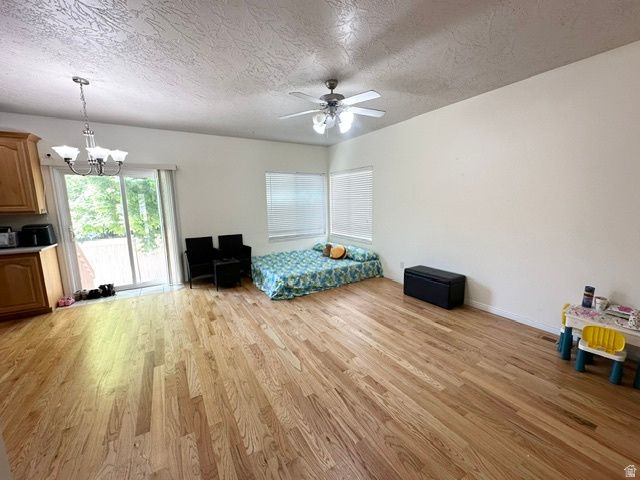 1563 W TURTLE DOVE LN, West Jordan, UT 84088