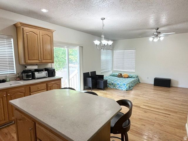 1563 W TURTLE DOVE LN, West Jordan, UT 84088