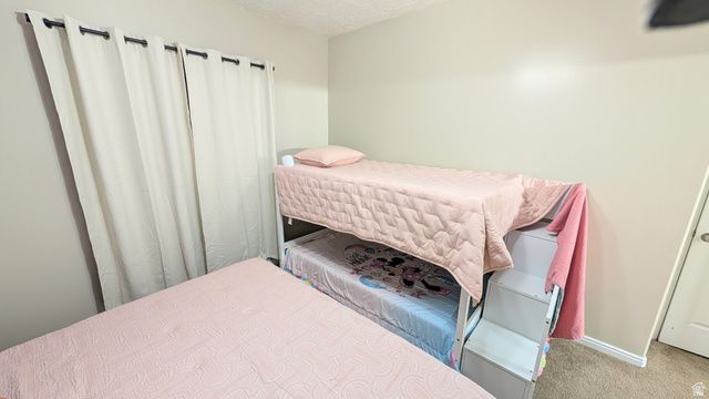 1563 W TURTLE DOVE LN, West Jordan, UT 84088