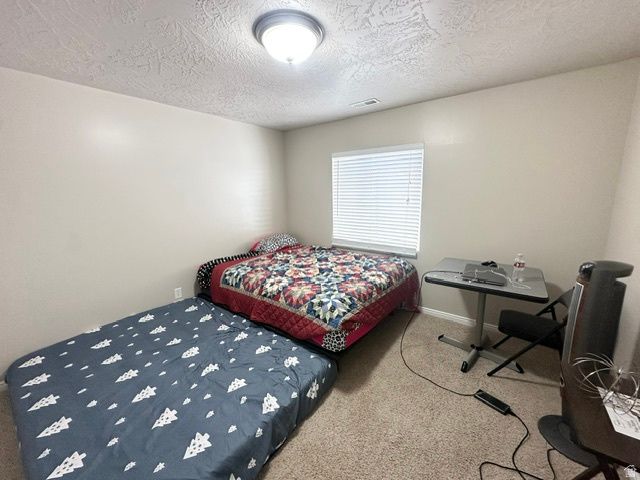 1563 W TURTLE DOVE LN, West Jordan, UT 84088