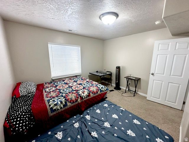 1563 W TURTLE DOVE LN, West Jordan, UT 84088