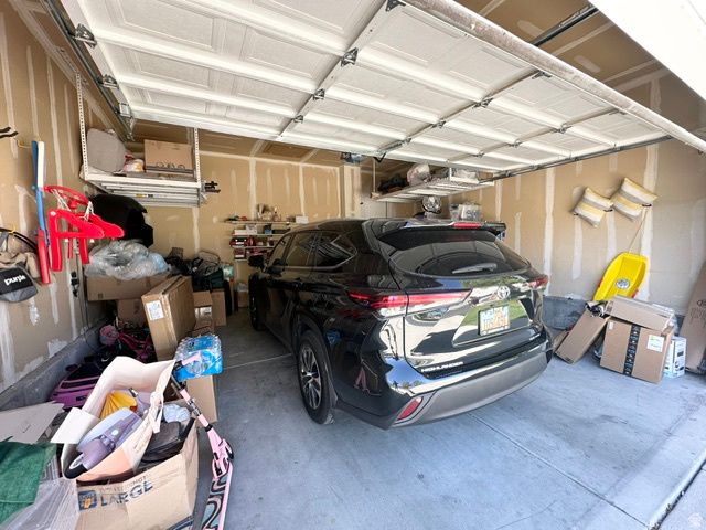 1563 W TURTLE DOVE LN, West Jordan, UT 84088