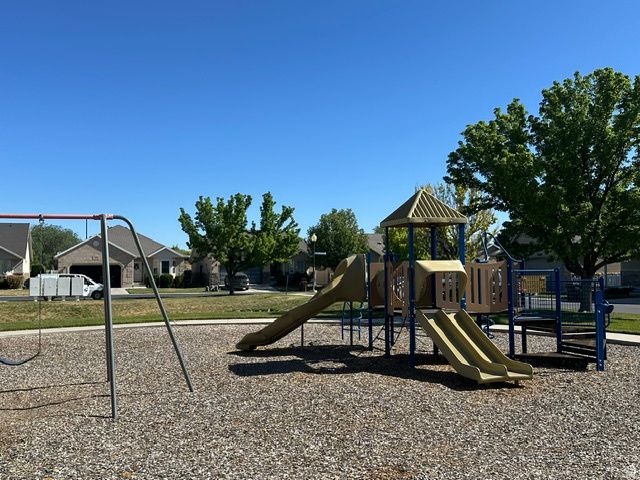 1563 W TURTLE DOVE LN, West Jordan, UT 84088