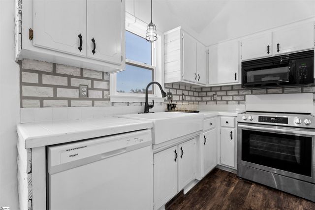 1104 Dunwoody Drive, Simpsonville, SC 29681