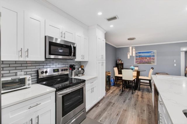 1320 High Point Place S C, Delray Beach, FL 33445