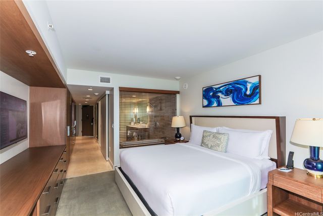 2139 Kuhio Avenue 1108, Honolulu, HI 96815