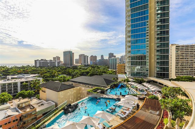 2139 Kuhio Avenue 1108, Honolulu, HI 96815