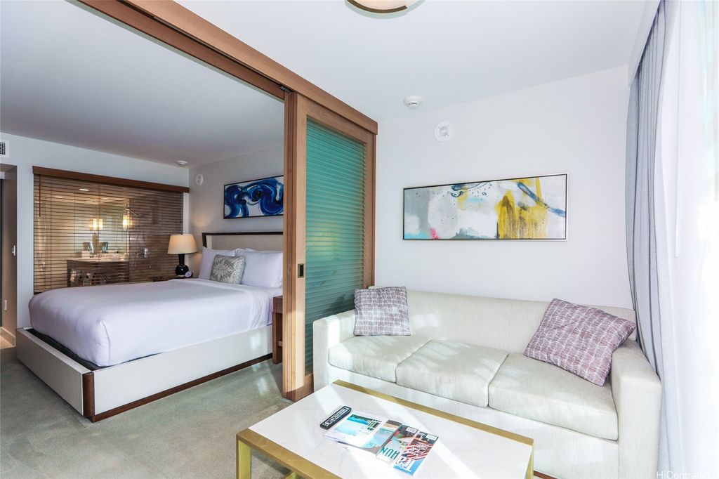 2139 Kuhio Avenue 1108, Honolulu, HI 96815