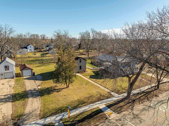 322 S Madison Street, Evansville, WI 53536