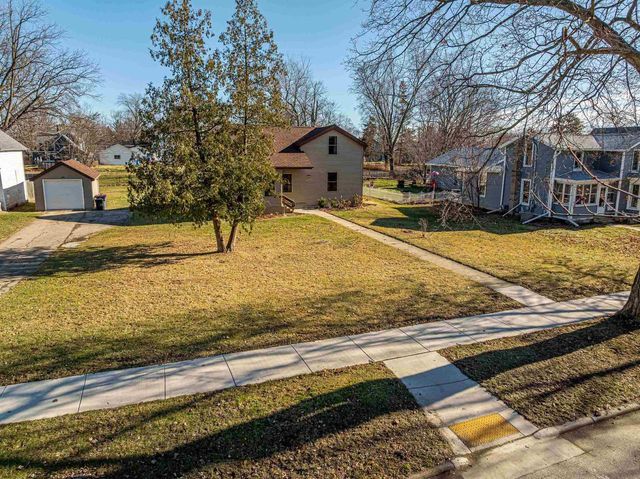 322 S Madison Street, Evansville, WI 53536