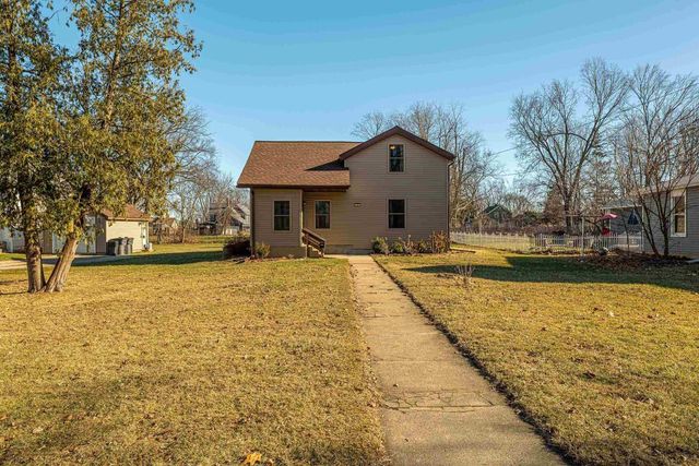 322 S Madison Street, Evansville, WI 53536