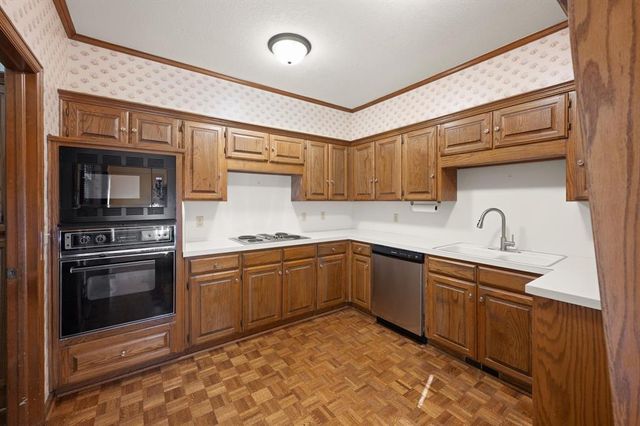 11300 N Pennsylvania Avenue 129, Oklahoma City, OK 73120