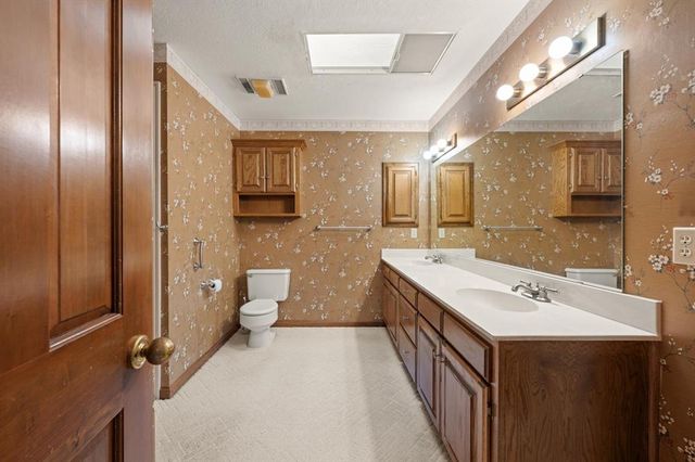 11300 N Pennsylvania Avenue 129, Oklahoma City, OK 73120