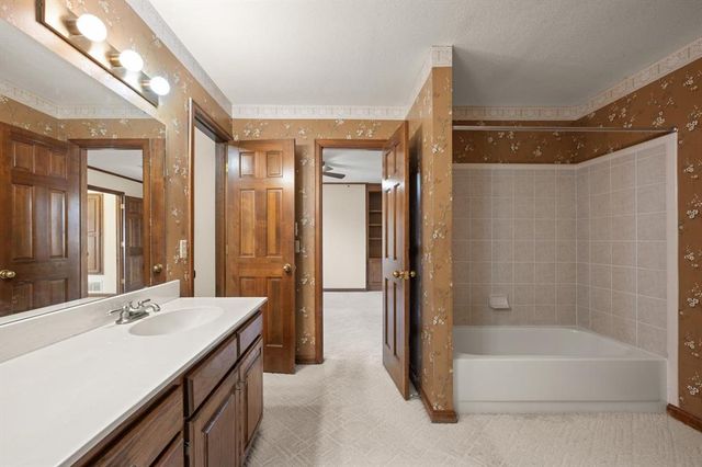 11300 N Pennsylvania Avenue 129, Oklahoma City, OK 73120