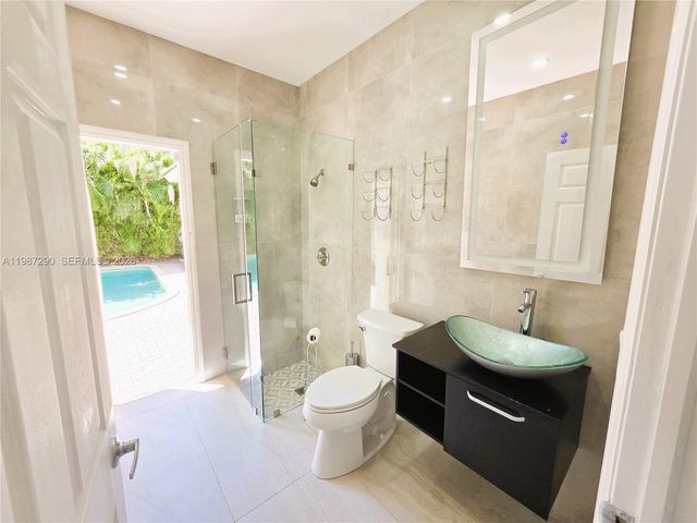 16404 Diamond Head Drive, Weston, FL 33331