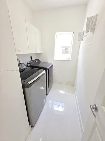 16404 Diamond Head Drive, Weston, FL 33331