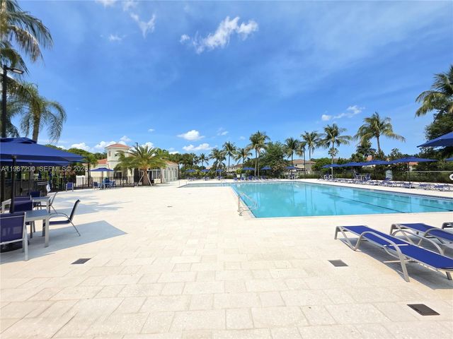 16404 Diamond Head Drive, Weston, FL 33331