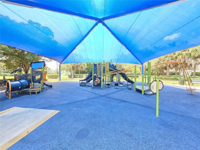 16404 Diamond Head Drive, Weston, FL 33331