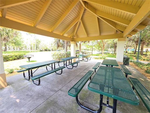 16404 Diamond Head Drive, Weston, FL 33331