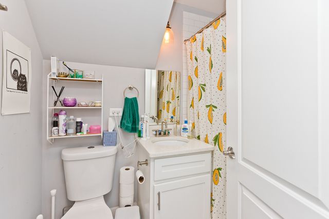 1715 S Carpenter Street 1, Chicago, IL 60608