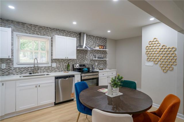 209 GRIFFIN Street, Lawrenceville, GA 30046