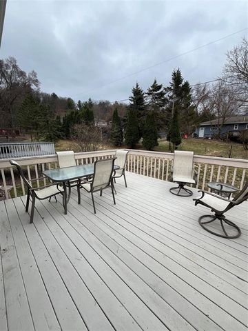 2913 Bethel Street, Eau Claire, WI 54703