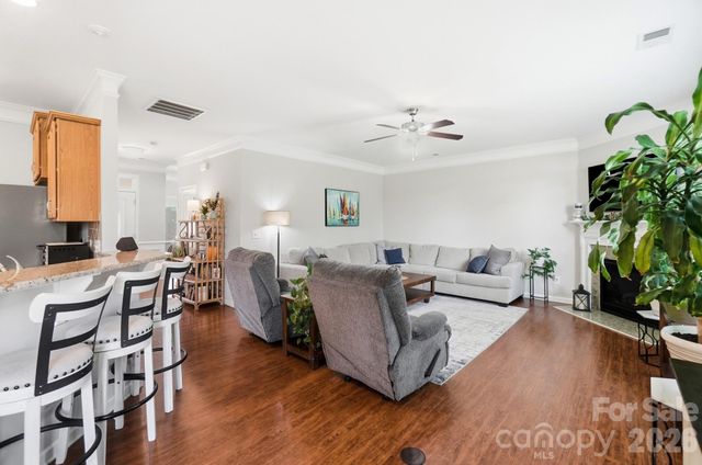 105 Kingston Drive, Mount Holly, NC 28120