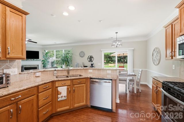 105 Kingston Drive, Mount Holly, NC 28120