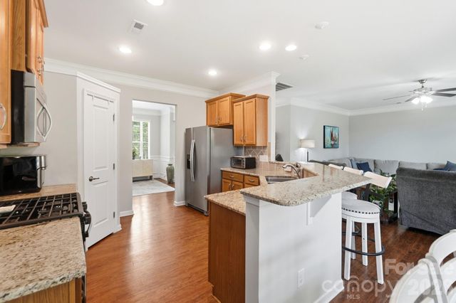 105 Kingston Drive, Mount Holly, NC 28120