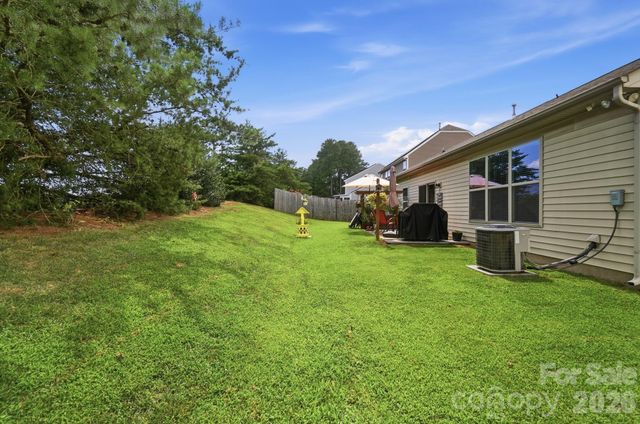 105 Kingston Drive, Mount Holly, NC 28120