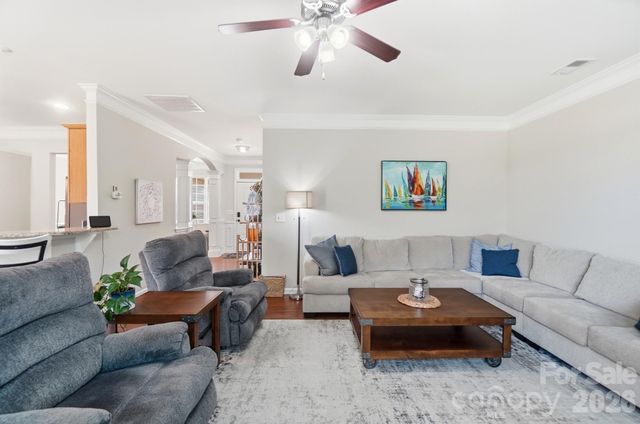 105 Kingston Drive, Mount Holly, NC 28120