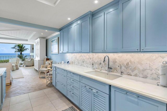 2001 SE Sailfish Point Boulevard 212, Stuart, FL 34996