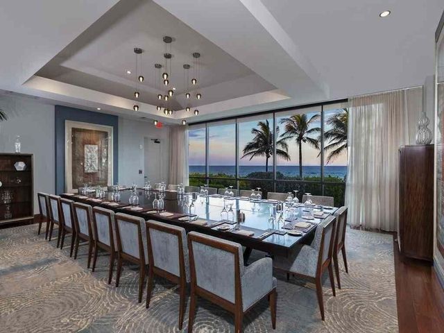 2001 SE Sailfish Point Boulevard 212, Stuart, FL 34996