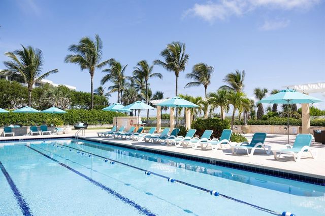 2001 SE Sailfish Point Boulevard 212, Stuart, FL 34996