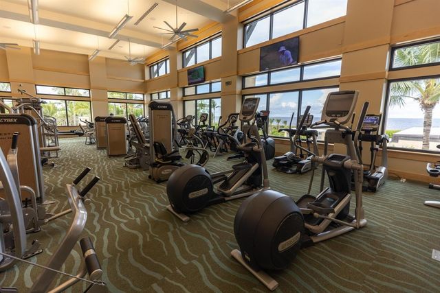 2001 SE Sailfish Point Boulevard 212, Stuart, FL 34996