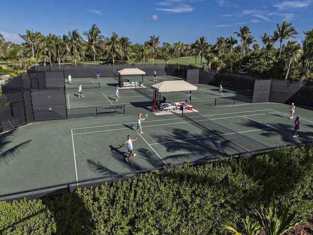 2001 SE Sailfish Point Boulevard 212, Stuart, FL 34996