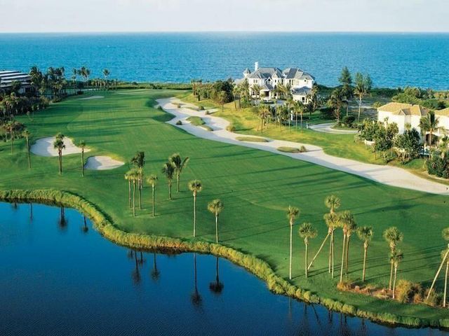2001 SE Sailfish Point Boulevard 212, Stuart, FL 34996