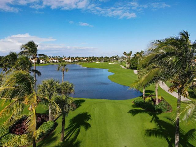 2001 SE Sailfish Point Boulevard 212, Stuart, FL 34996