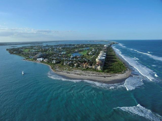 2001 SE Sailfish Point Boulevard 212, Stuart, FL 34996