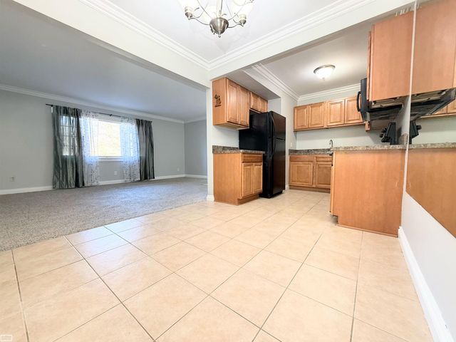 2309 Walton Boulevard, Rochester Hills, MI 48309