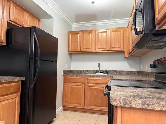 2309 Walton Boulevard, Rochester Hills, MI 48309